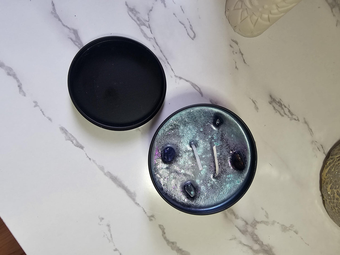 DARK NIGHTS JOURNEY Essence & Sodalite Soy Wax Aromatherapy Candle